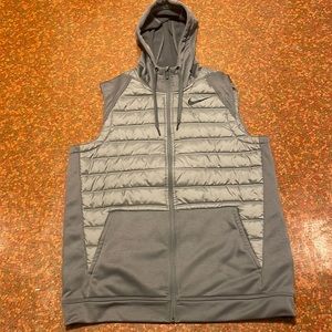 Men’s Gray Nike Therma Full Zip Vest